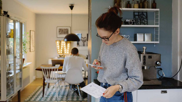 Così la pandemia colpisce l’occupazione femminile