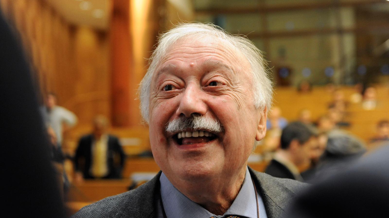 Addio a Gianni Min&agrave;. Da Maradona a Fidel Castro: le interviste agli amici che hanno fatto la storia | MilanoFinanza News