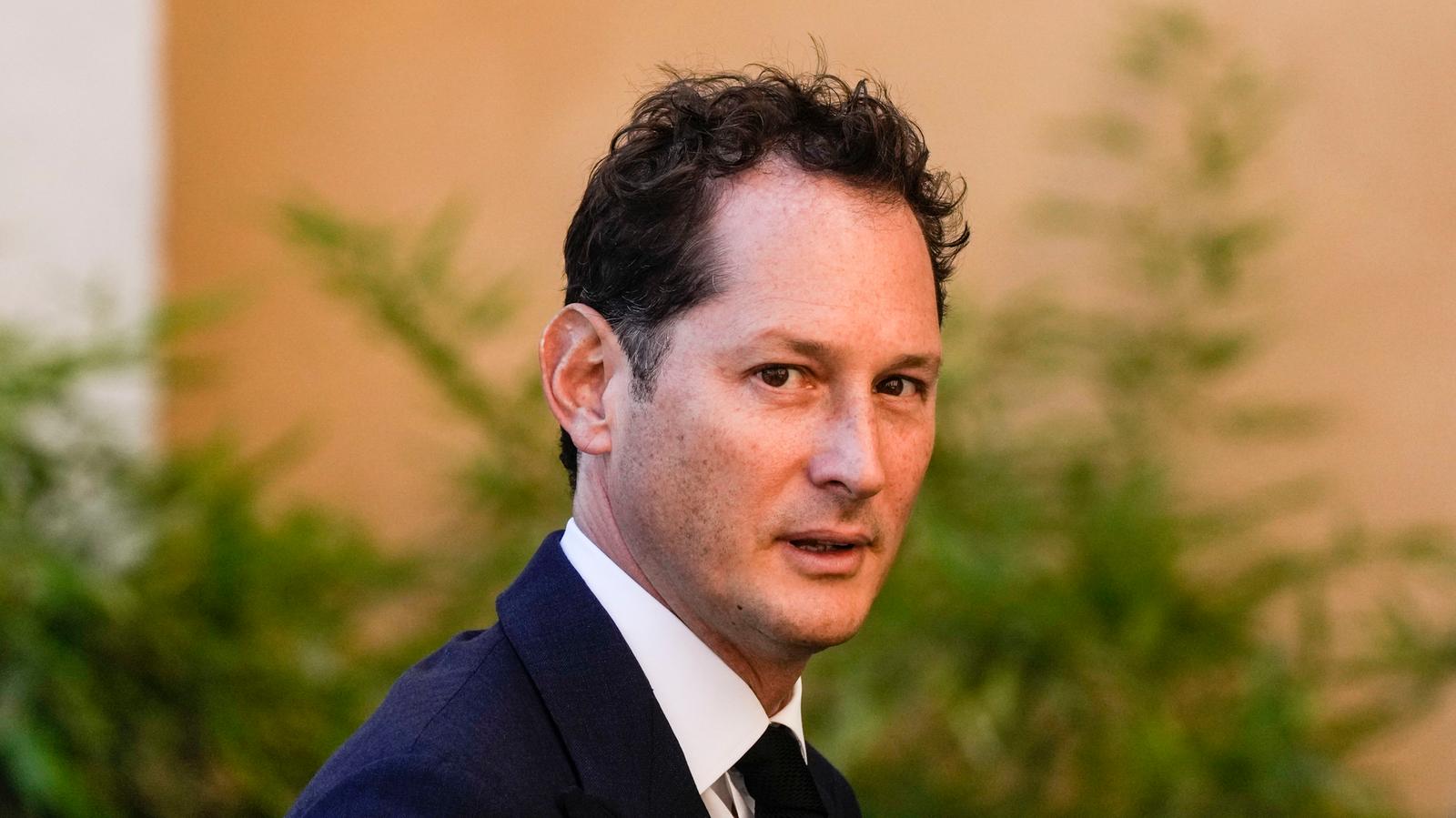 John Elkann vuole vendere La Repubblica e il Pd si muove per trovare una  cordata di investitori di sinistra | MilanoFinanza News