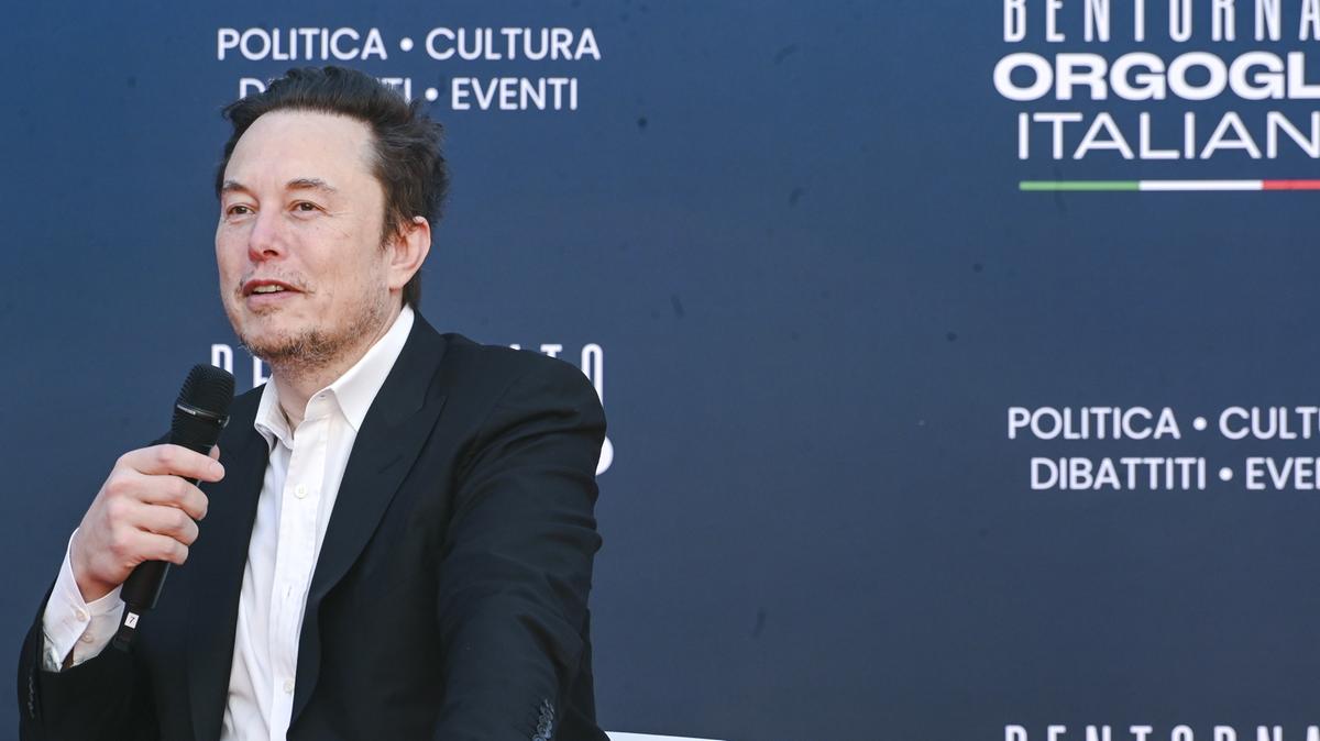 https://static.milanofinanza.it/content_upload/img/2024/11/202411132009445581/ELONMUSKAtrejuOrgoglioitalianoImagoeconomica_2075446-763192.jpg