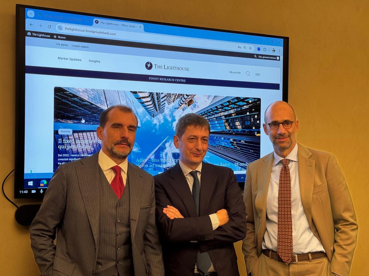 https://static.milanofinanza.it/content_upload/img/2024/11/202411141743451462/PresentazioneufficiostudiFinintPrivateBank_dasxJacopoCeccatelli_LucioIzzi_PaoloTenderini-896508.jpeg