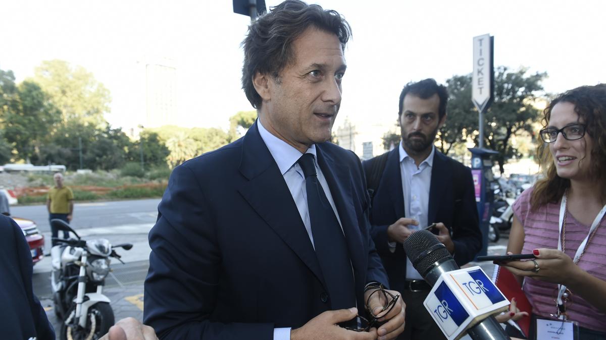 https://static.milanofinanza.it/content_upload/img/2025/05/202505022030166648/Imagoeconomica_1129718-506224.jpg
