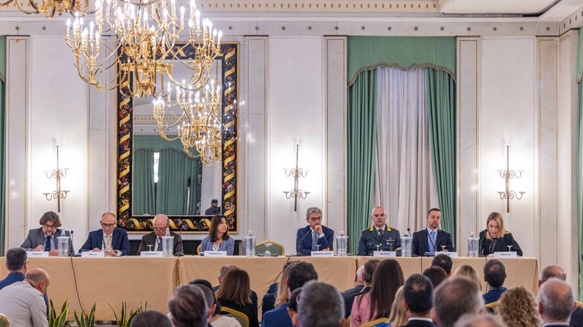 https://static.milanofinanza.it/content_upload/img/2025/05/202505071407213196/LOGISTA_IPSOS-2-799380.jpg