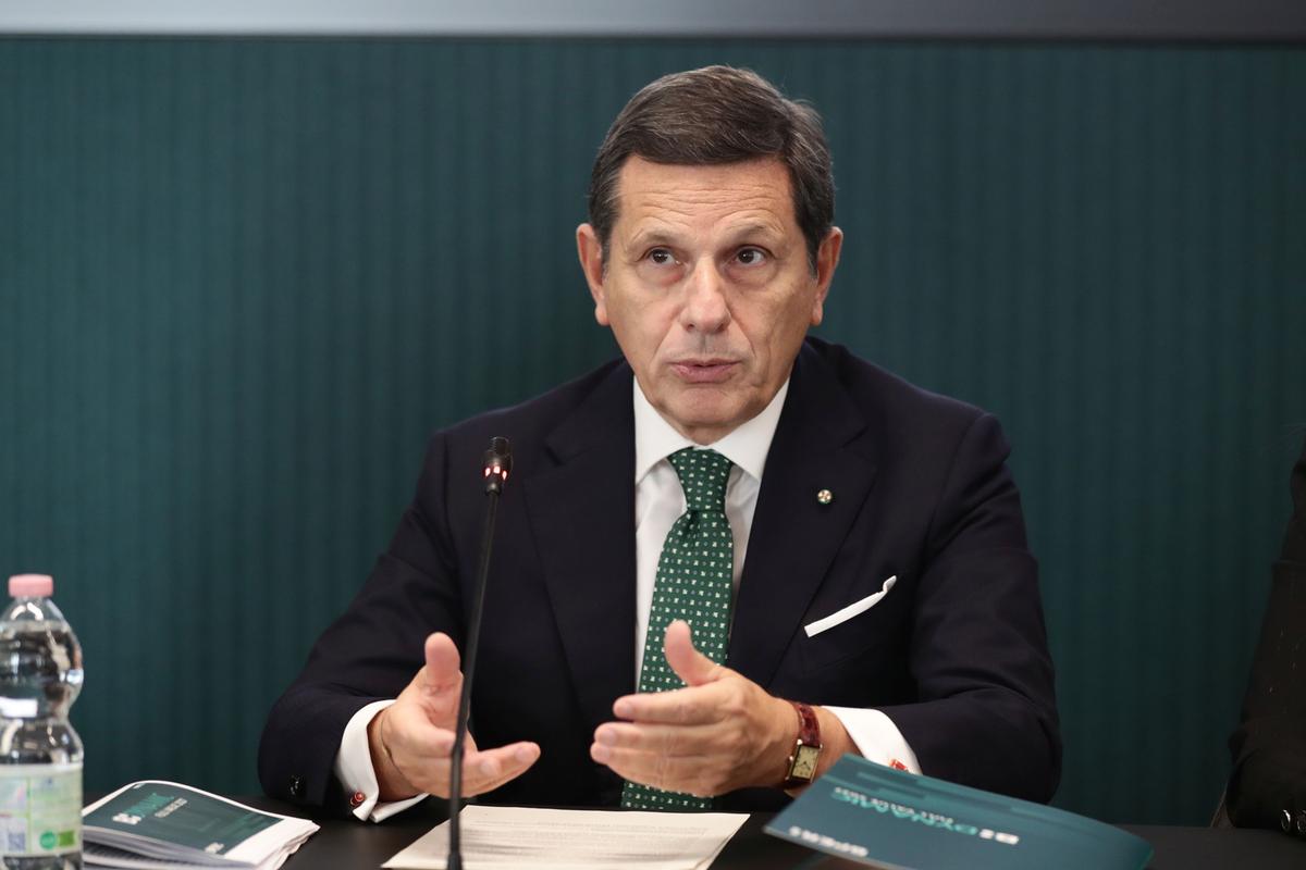 https://static.milanofinanza.it/content_upload/img/2025/05/202505080739532379/GianniFrancoPapaBper-783708.jpg