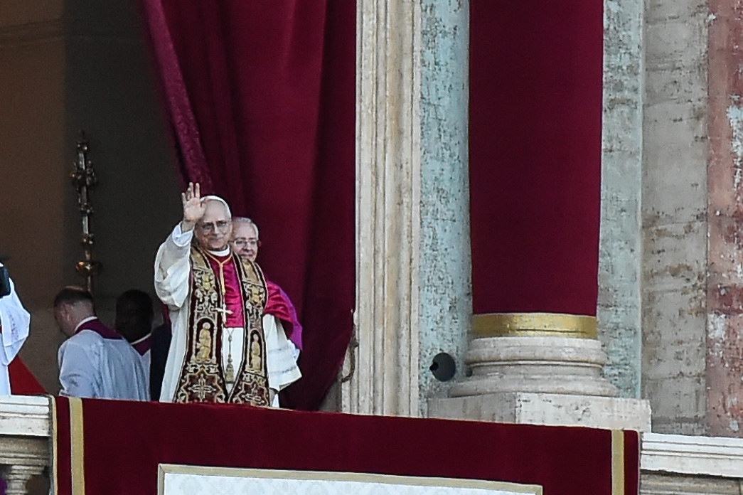 https://static.milanofinanza.it/content_upload/img/2025/05/202505082258065084/papa-765589.jpg