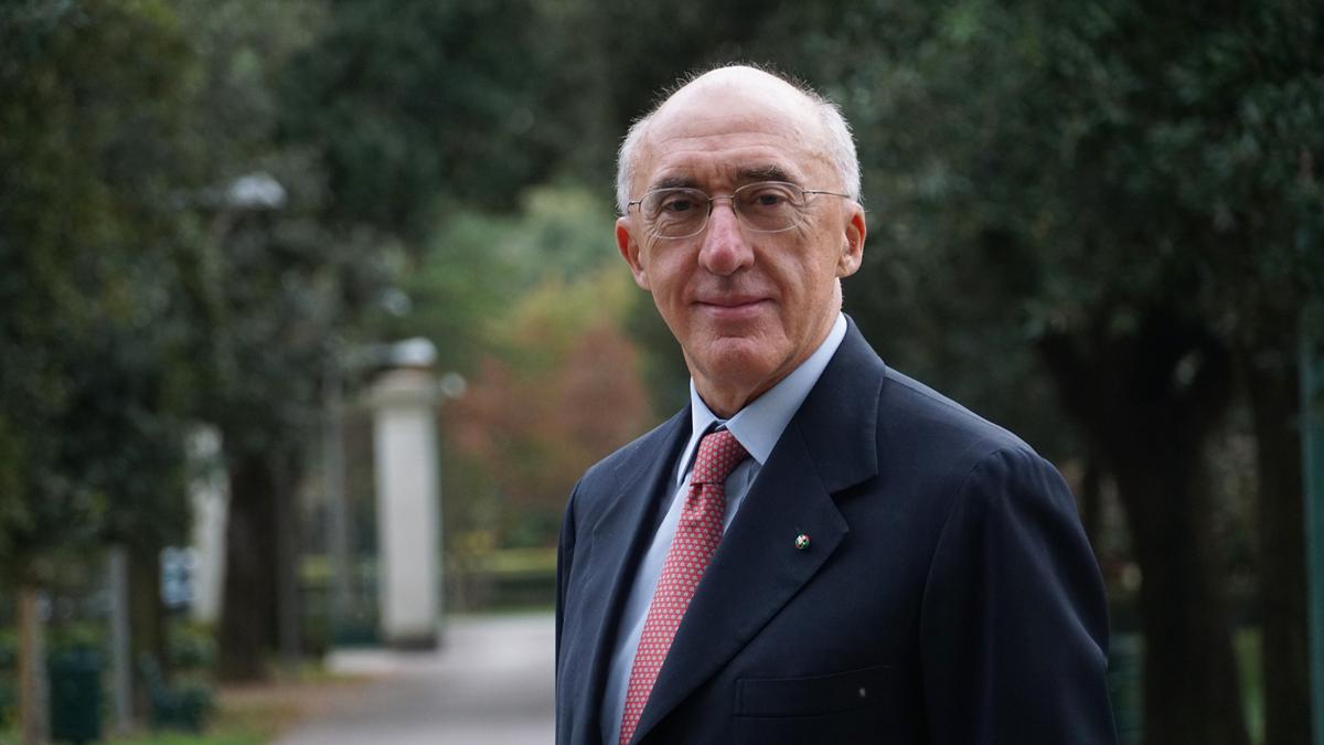 https://static.milanofinanza.it/content_upload/img/2025/05/202505100559133101/EnricoMarchi_1-792198.jpg