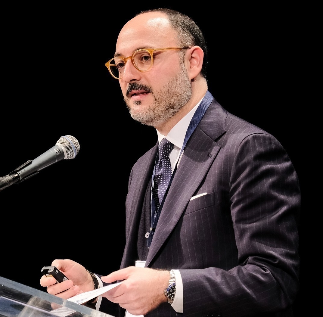 https://static.milanofinanza.it/content_upload/img/2025/05/202505211357251880/MarioRocco_EY-778996.jpg