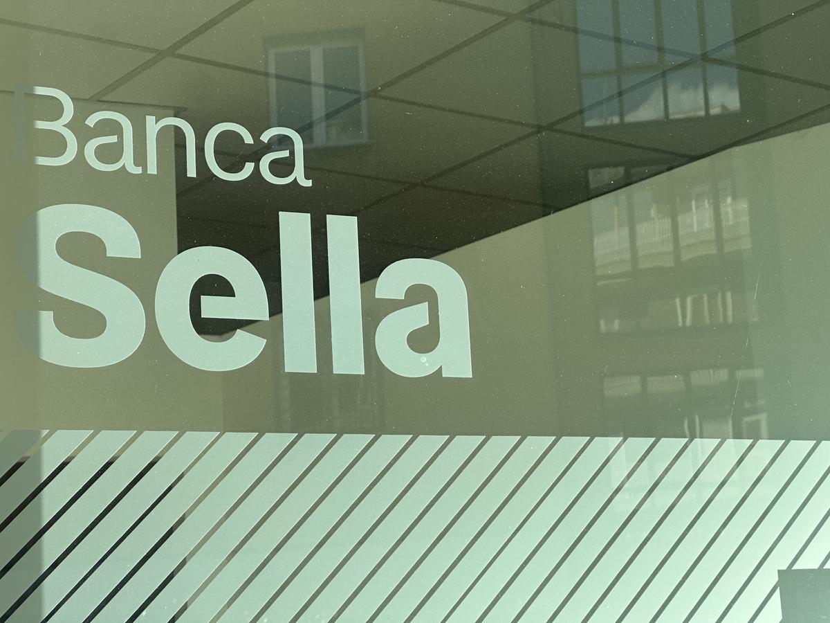 https://static.milanofinanza.it/content_upload/img/2025/05/202505212058559237/bancasella-820752.jpg