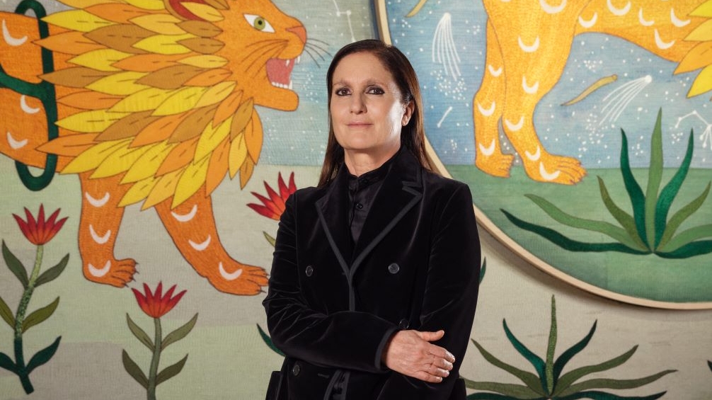 Maria Grazia Chiuri: L'Eleganza Italiana Rivoluziona Dior - Un Viaggio di Stile e Innovazione