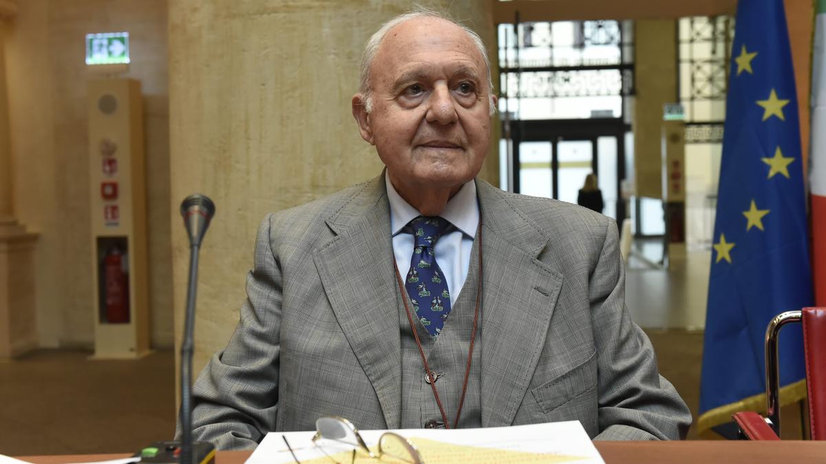 https://static.milanofinanza.it/content_upload/img/2025/05/202505301941578441/obj2655127_1-377001.jpeg