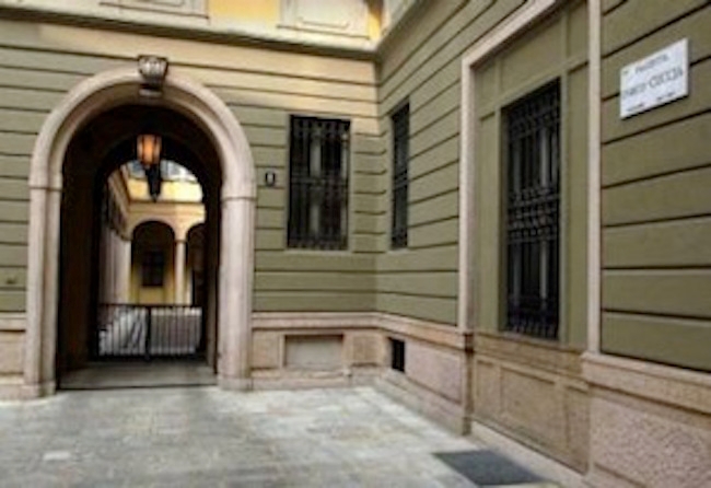 https://static.milanofinanza.it/content_upload/img/2025/05/202505301957037173/MediobancaIngresso-573088.jpg
