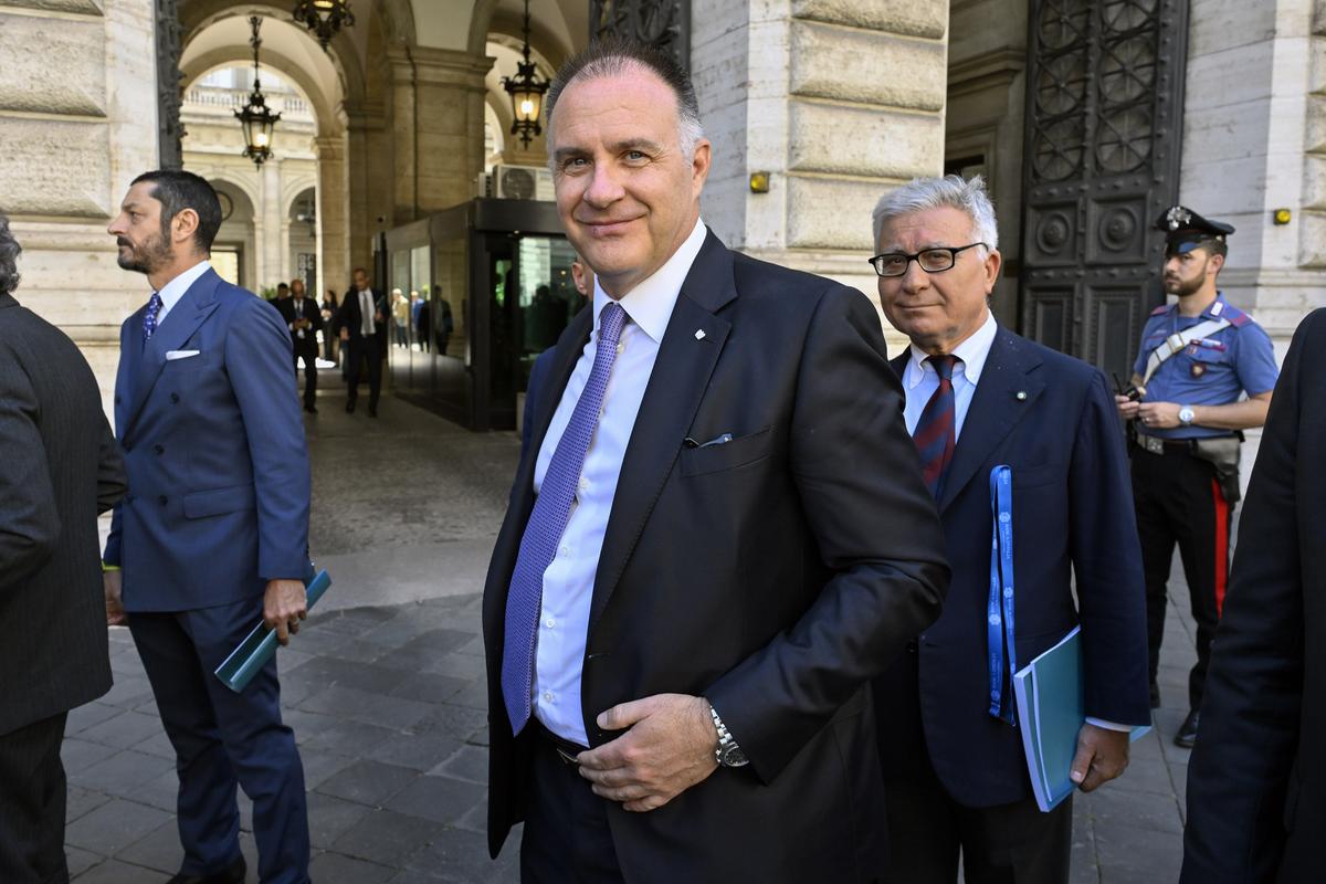 https://static.milanofinanza.it/content_upload/img/2025/05/202505302010148736/obj2655122_1-112258.jpeg