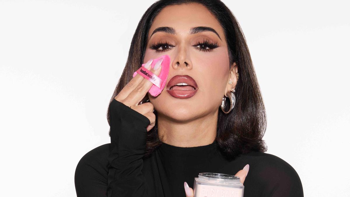 https://static.milanofinanza.it/content_upload/img/2025/06/202506031815268757/HudaKattan-758830.jpg