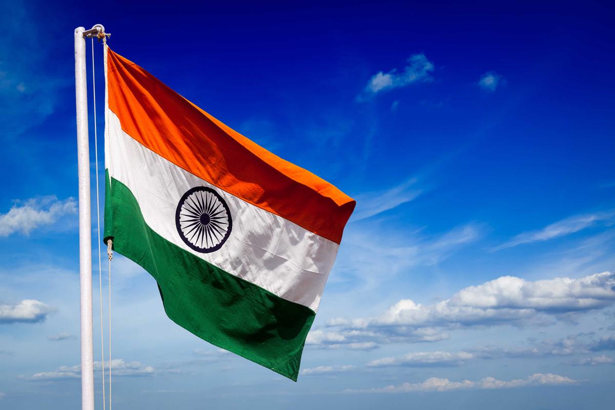 https://static.milanofinanza.it/content_upload/img/2025/06/202506060839172724/Indiabandiera-388240.jpg