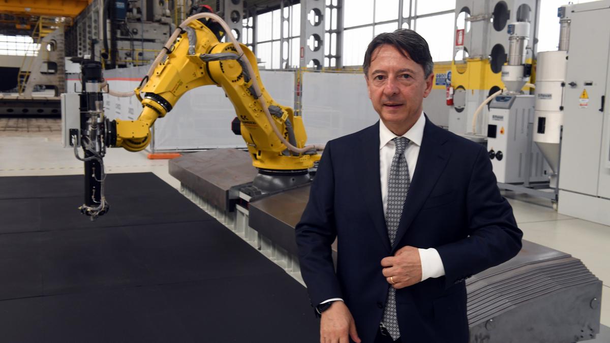 https://static.milanofinanza.it/content_upload/img/2025/06/202506111823489072/Imagoeconomica_1964755-825936.jpg