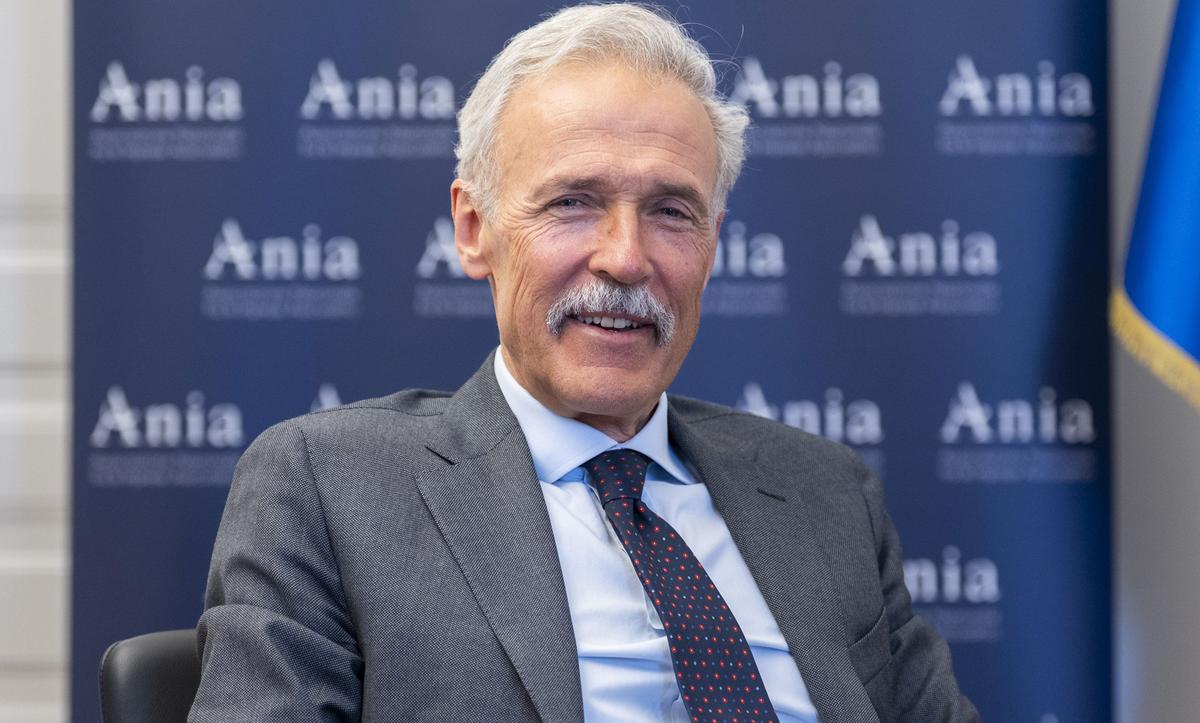 https://static.milanofinanza.it/content_upload/img/2025/06/202506130609117327/GiovanniLiverani-776932.jpg