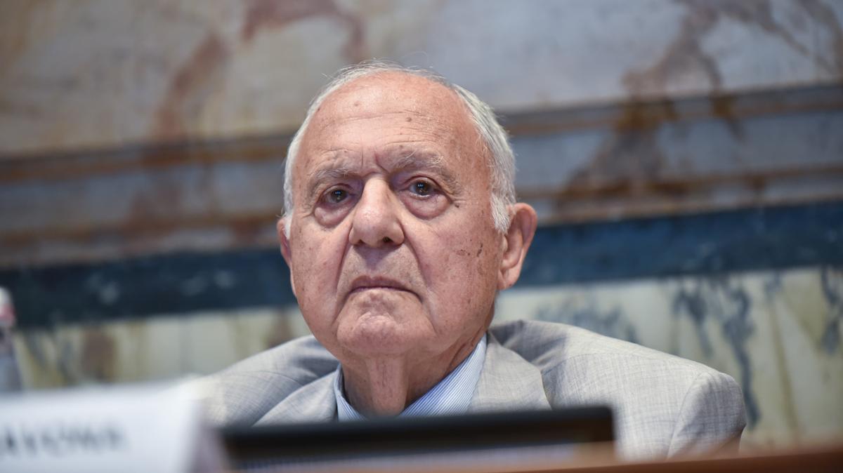 https://static.milanofinanza.it/content_upload/img/2025/06/202506171943225338/Imagoeconomica_2450047-738131.jpg