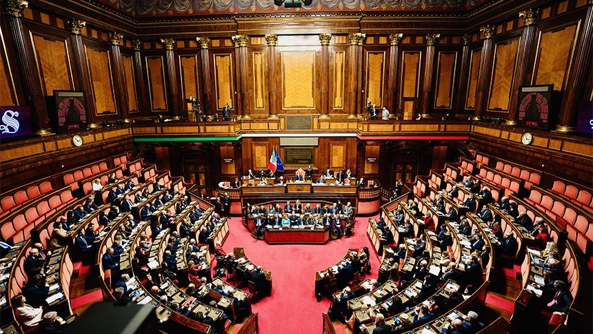 https://static.milanofinanza.it/content_upload/img/2025/06/202506241028009604/senato_com_0-849260.jpg