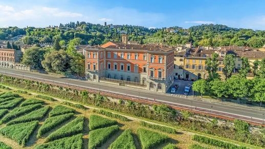 https://static.milanofinanza.it/content_upload/img/2025/06/202506271857226289/proprietalusso-firenze-3-609843.jpg