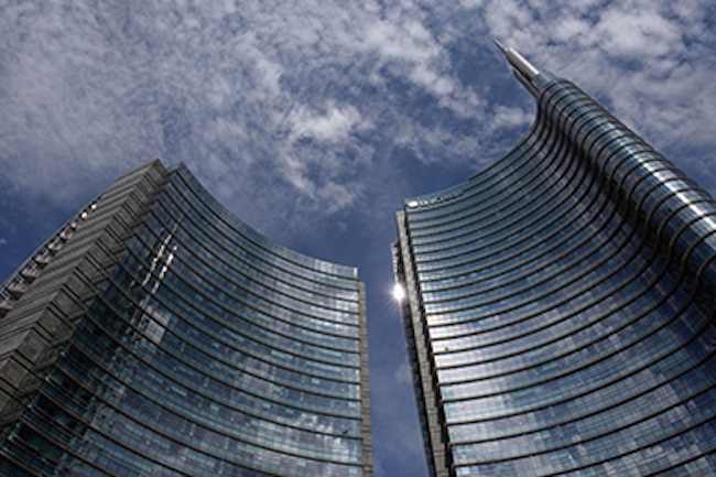 https://static.milanofinanza.it/content_upload/img/2025/07/202507030938115268/unicredit-nuova-2-577983-206953.jpg