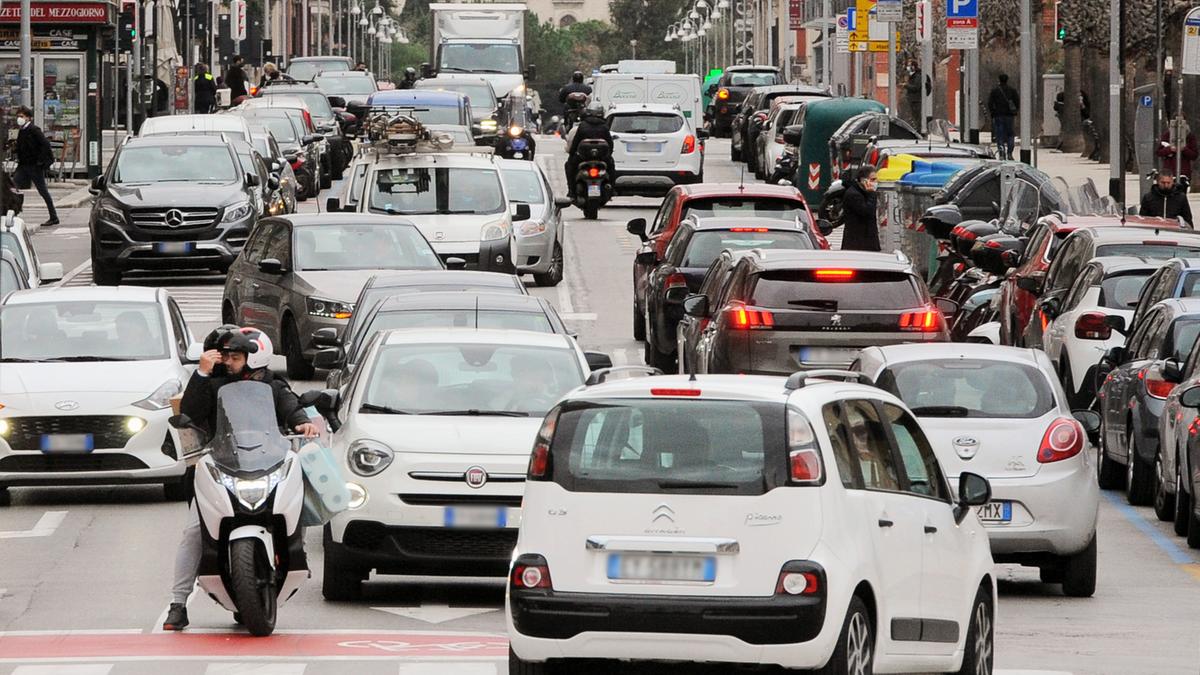 https://static.milanofinanza.it/content_upload/img/2025/07/202507081516061074/Imagoeconomica_1506353-663240.jpg