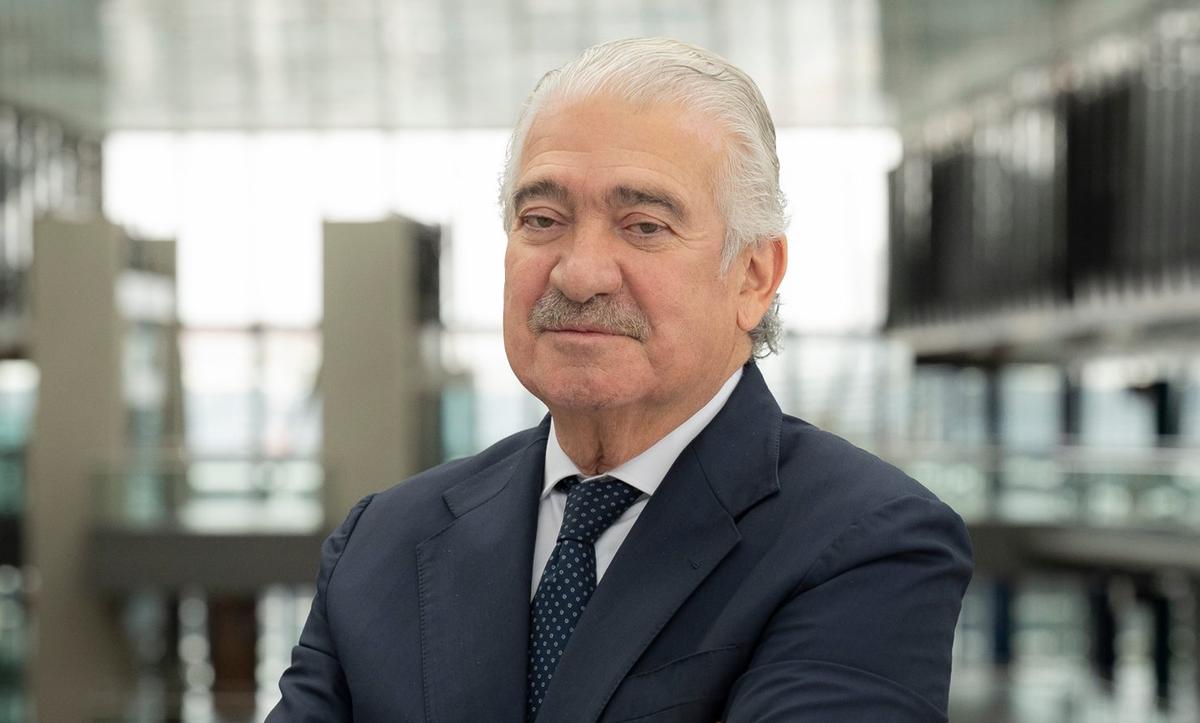 https://static.milanofinanza.it/content_upload/img/2025/07/202507092057279127/Endesa-CEO-jos-bogas-792807.jpeg