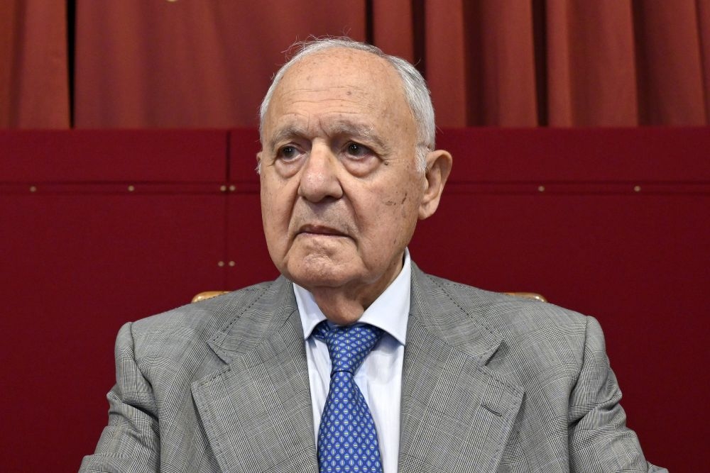 https://static.milanofinanza.it/content_upload/img/2025/07/202507171353535727/paolosavona-596425.jpg