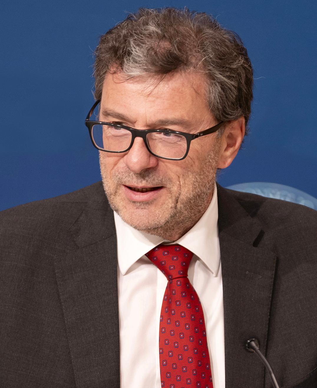 https://static.milanofinanza.it/content_upload/img/2025/07/202507232049209915/obj2751416_1-827584.jpeg