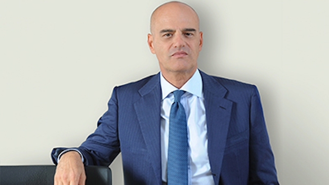 https://static.milanofinanza.it/content_upload/img/2025/07/202507281817152047/descalzieni-471752-447441.jpg