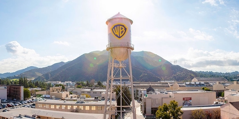 https://static.milanofinanza.it/content_upload/img/2025/07/202507281936441163/1680619636-WarnerBros-646272.jpg