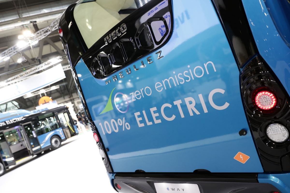 https://static.milanofinanza.it/content_upload/img/2025/07/202507291256347842/Iveco-141490.jpg