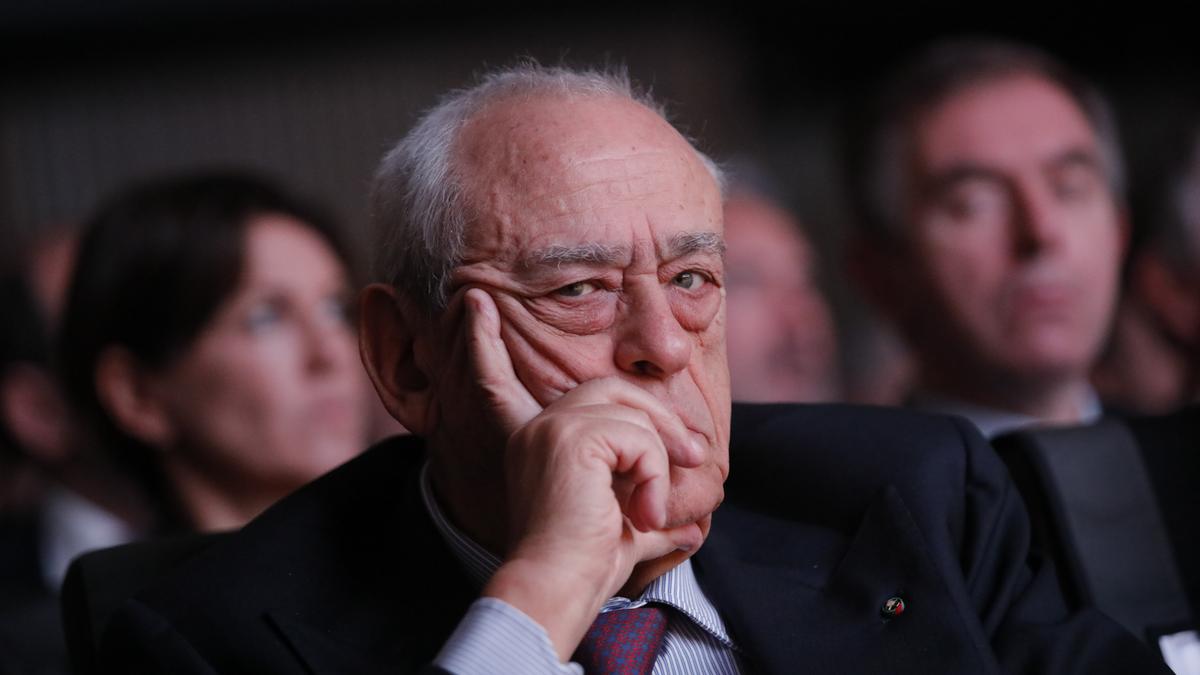 https://static.milanofinanza.it/content_upload/img/2025/08/202508122135239804/Imagoeconomica_23381422-983512.jpg