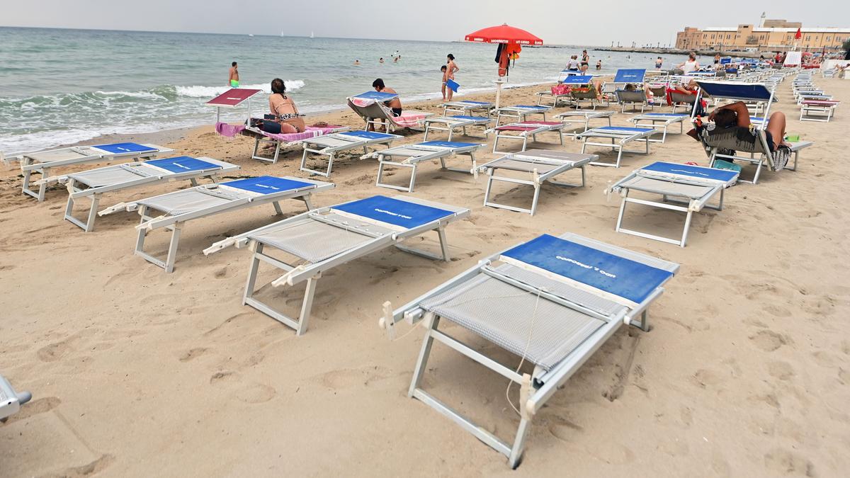 https://static.milanofinanza.it/content_upload/img/2025/08/202508142044587833/spiagge-314811.jpg
