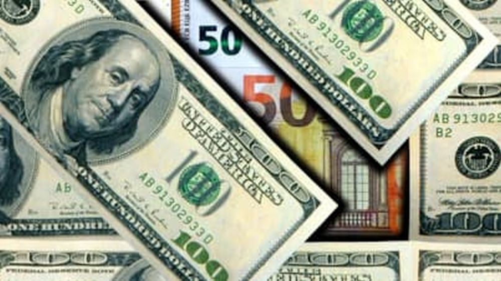 https://static.milanofinanza.it/content_upload/img/2025/08/202508201554383054/dollarook-917035.jpg