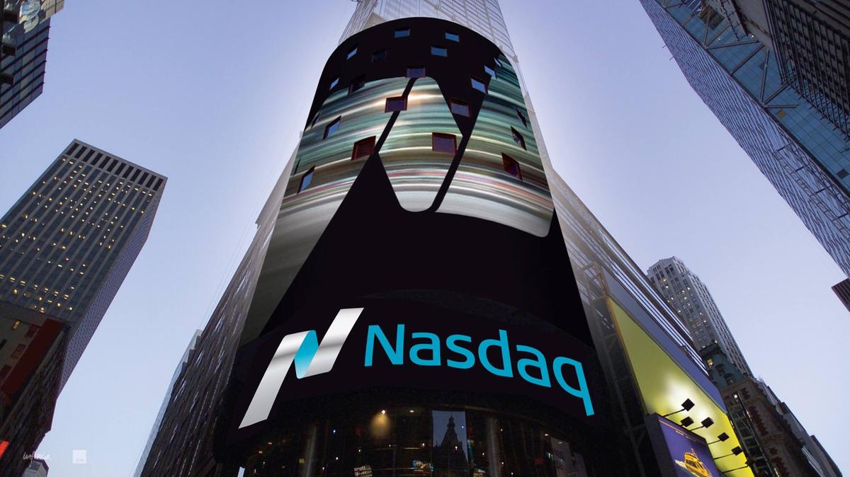 https://static.milanofinanza.it/content_upload/img/2025/08/202508221823337821/nasdaq-748051.jpg