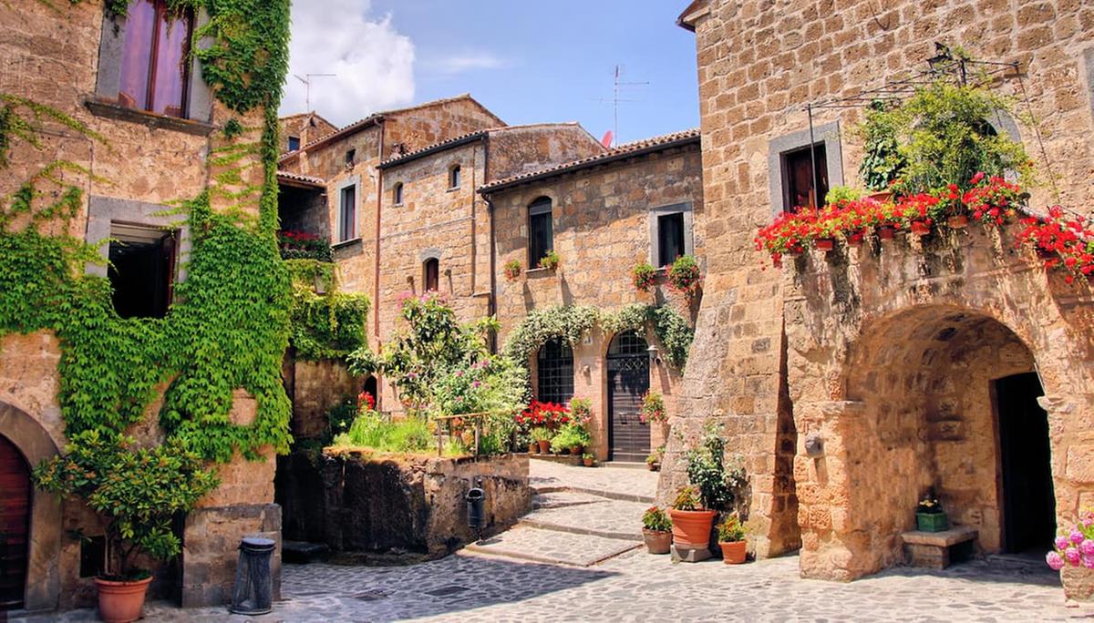 https://static.milanofinanza.it/content_upload/img/2025/08/202508221853194698/borgo-403873.jpeg