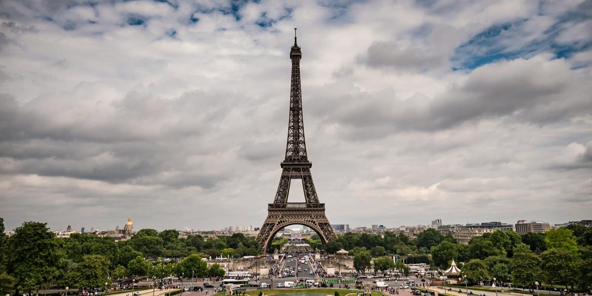 https://static.milanofinanza.it/content_upload/img/2025/08/202508261043189973/leo_visions-zROd4j3ibP8-unsplash-567423.jpg