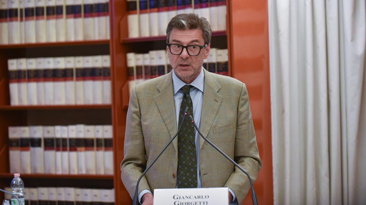 https://static.milanofinanza.it/content_upload/img/2025/08/202508291932301372/Imagoeconomica_2501278-332013.jpg