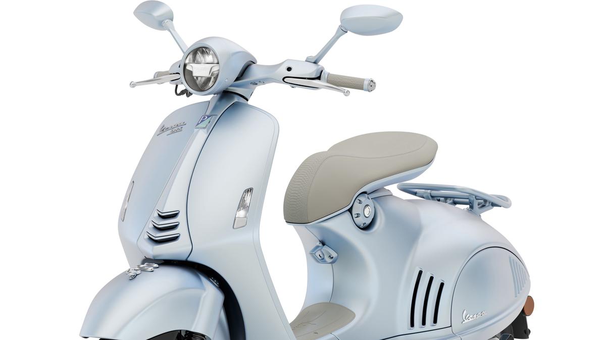 https://static.milanofinanza.it/content_upload/img/2025/09/202509051011442540/vespa-715119.jpg