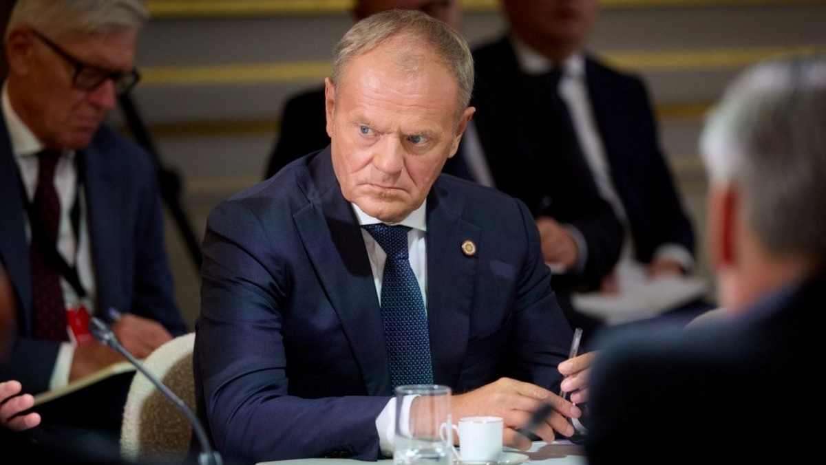 https://static.milanofinanza.it/content_upload/img/2025/09/202509100729102118/DonaldTuskprimoministrodellaPolonia-669579.jpg