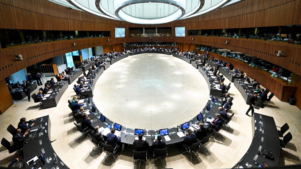 https://static.milanofinanza.it/content_upload/img/2025/09/202509190706297276/Imagoeconomica_2471991-633849.jpg