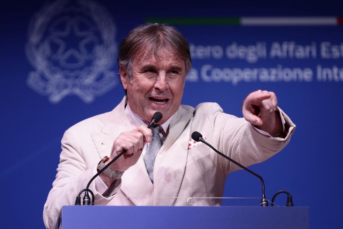 https://static.milanofinanza.it/content_upload/img/2025/09/202509261050565878/BrunelloCucinelli-609016.jpg