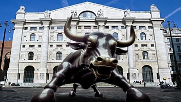 https://static.milanofinanza.it/content_upload/img/2025/09/202509270915405730/banche-trend-rialzista-milanofinanza-425947-576078.jpg