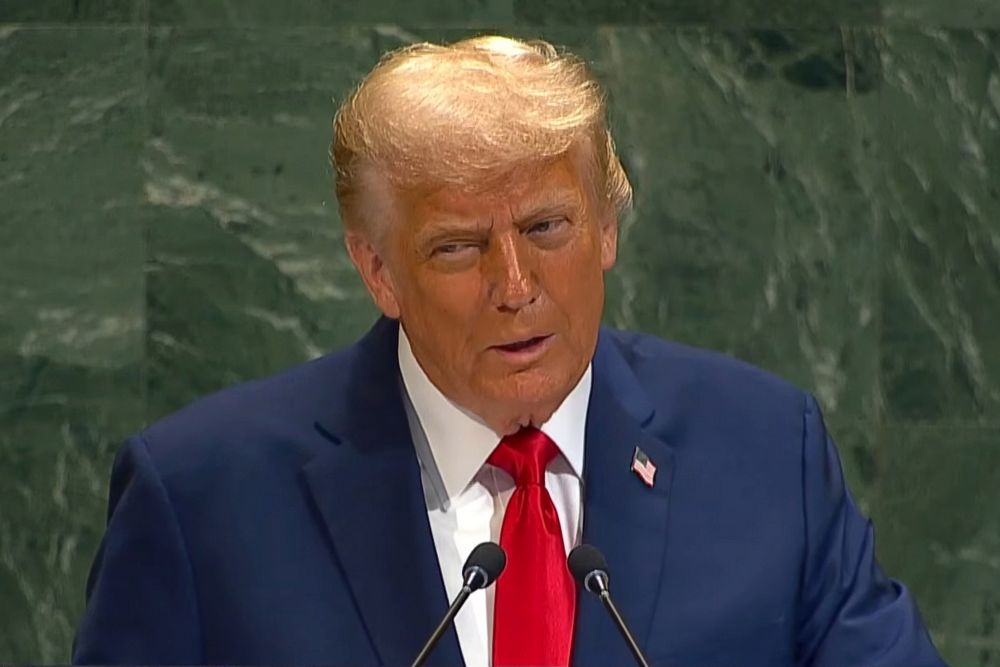 https://static.milanofinanza.it/content_upload/img/2025/09/202509292055389604/trump299-239189.jpg