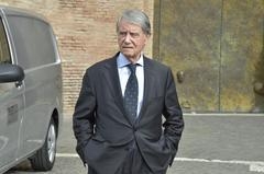 https://static.milanofinanza.it/content_upload/img/2025/10/202510031929108679/onecms_23f722b6-5bbc-46f2-85cf-670e0f2b2925_b2f737e3-68f1-4f3b-aaad-303654cf03c7-372401.jpg