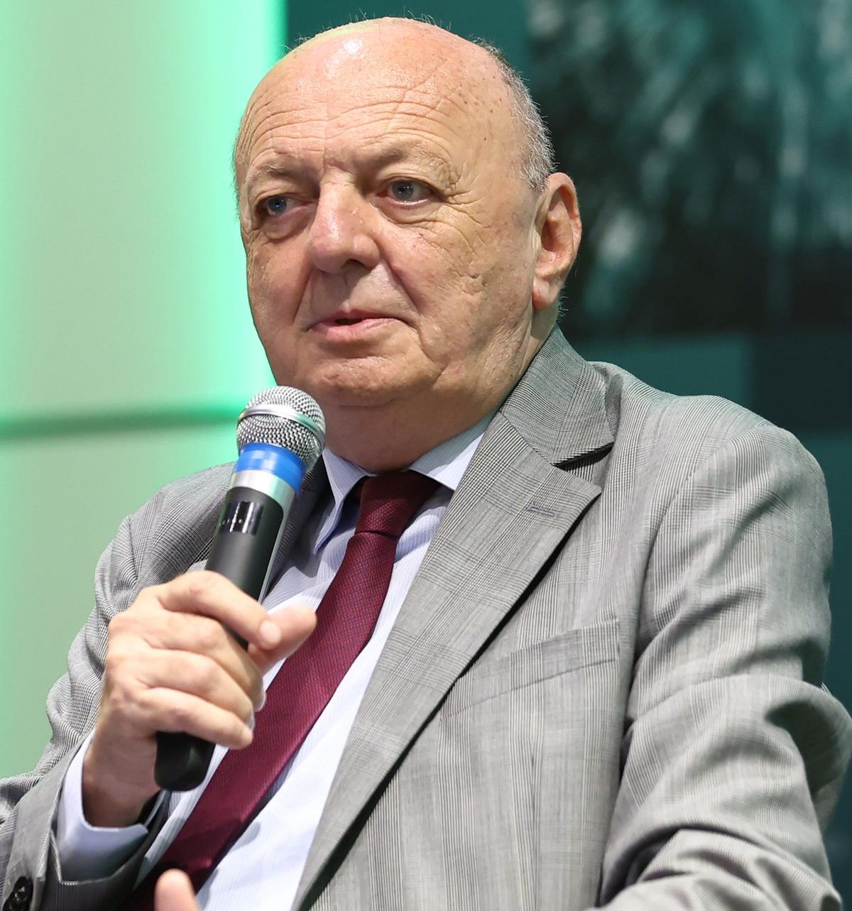 https://static.milanofinanza.it/content_upload/img/2025/10/202510070720469153/PichettoFratinpinuova-595442.jpg
