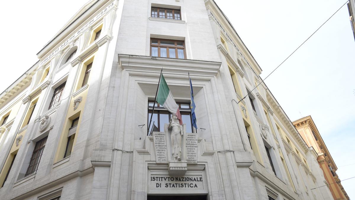 https://static.milanofinanza.it/content_upload/img/2025/10/202510071242431844/Imagoeconomica_1204559-215852.jpg