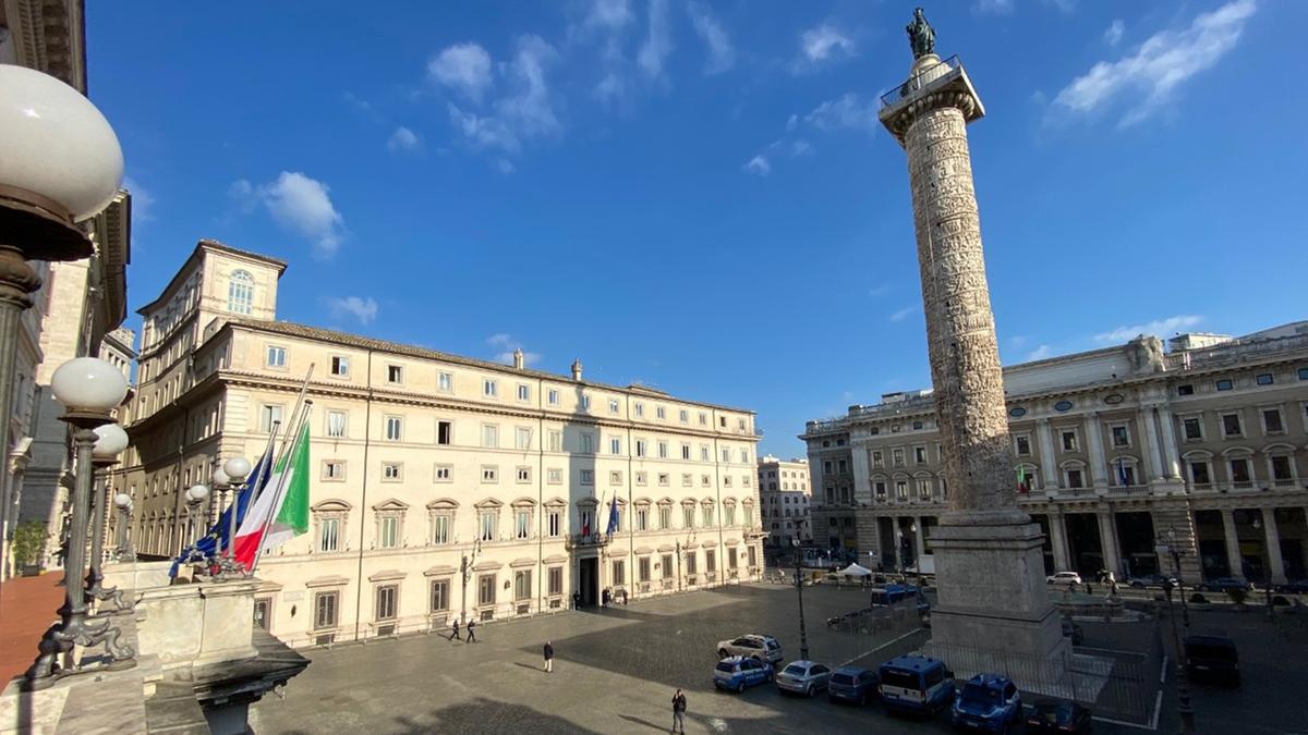 https://static.milanofinanza.it/content_upload/img/2025/10/202510071939565840/Imagoeconomica_1684898-841272.jpg