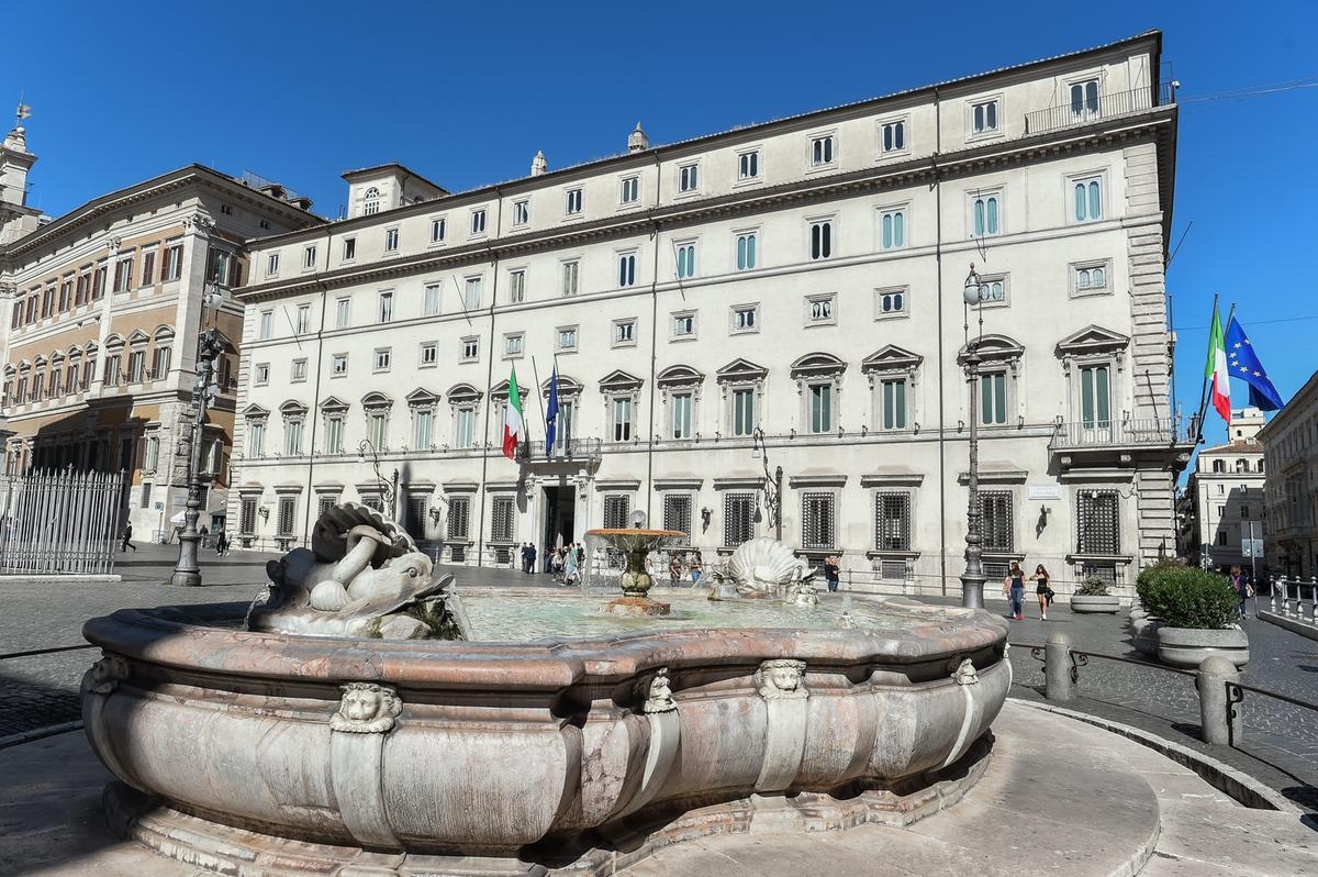 https://static.milanofinanza.it/content_upload/img/2025/10/202510101857396623/Imagoeconomica_2264770-467933-614704.jpg