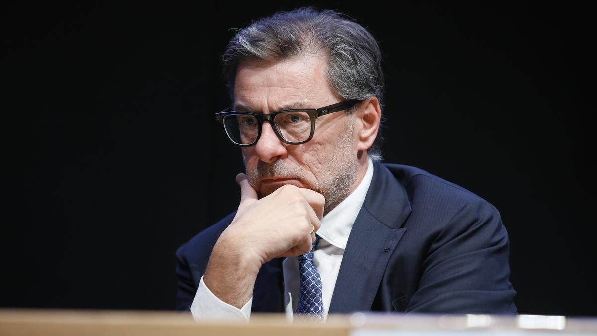 https://static.milanofinanza.it/content_upload/img/2025/10/202510132103434671/Imagoeconomica_2552435-992183.jpg